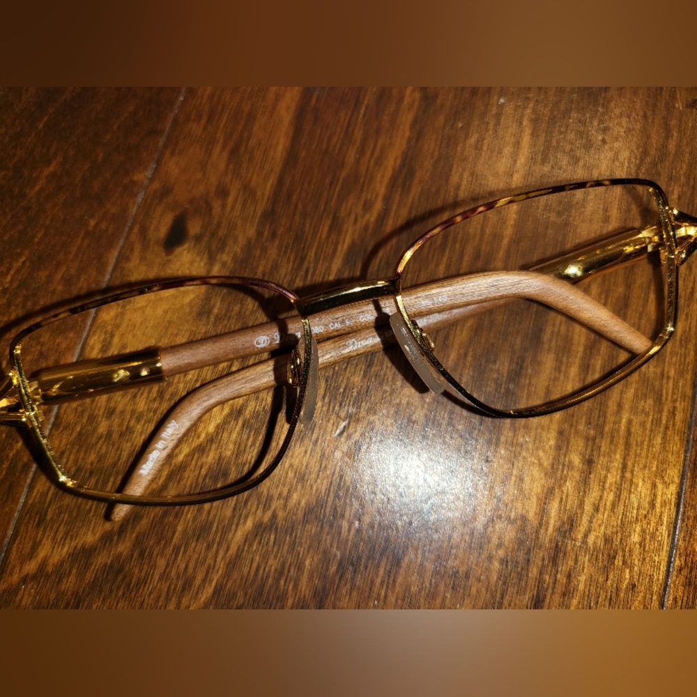 Diva Eastern States 4080 Col. 37E -135 -140 Glasses Frame